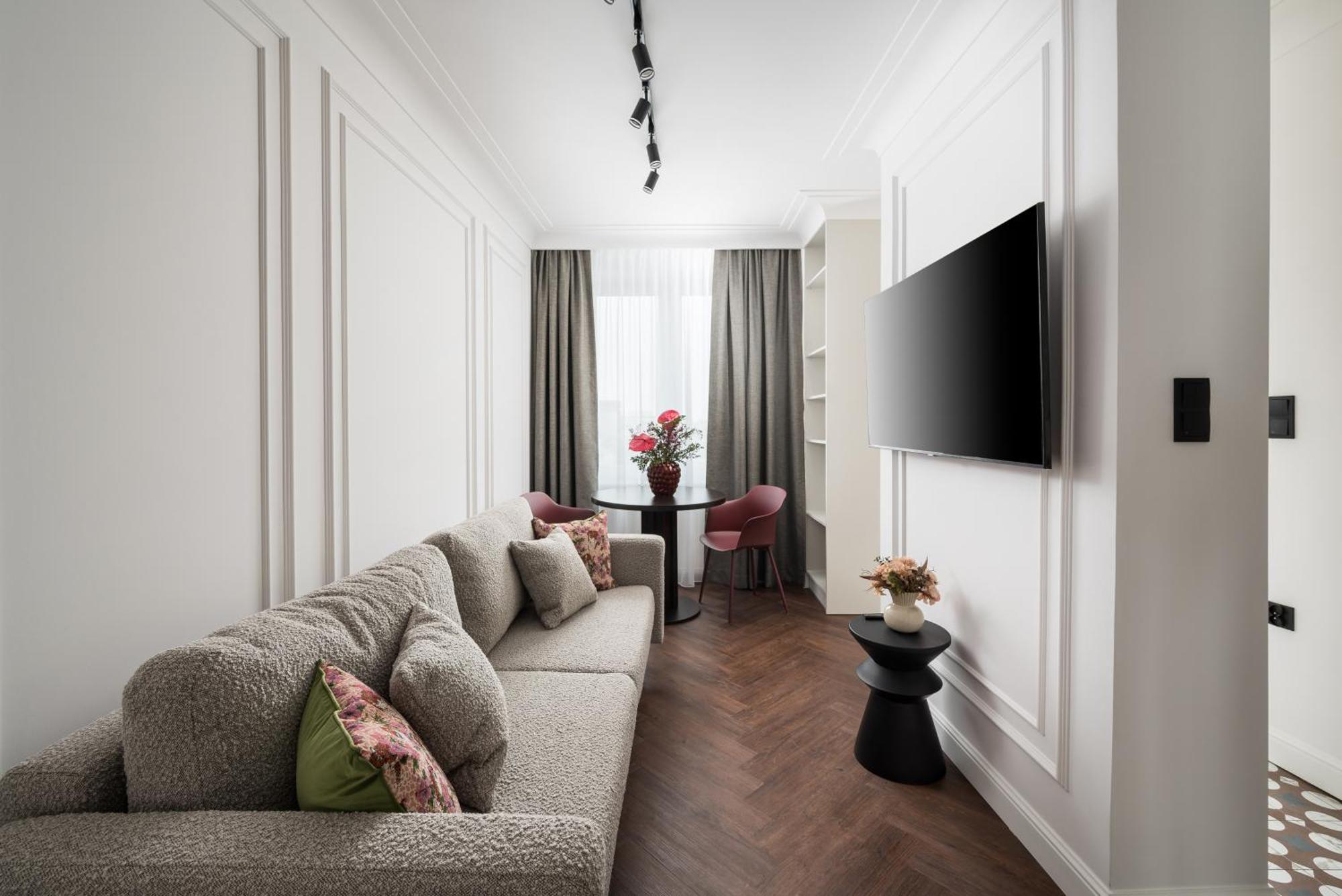 City Centre Deluxe Apartment Varşovia Exterior foto